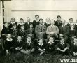133. 1933 r.-gostynscy gimnazjalisci i profesorowie Schulz, Kolomlocki,Musial