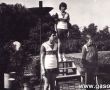 1726. Zapaleniem znicza rozpoczal sie Tydzien Sportu Szkolnego w Szkole Podstawowej nr 3 w Gostyniu  (1977 r.)