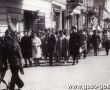 1832. Rynek w Gostyniu - pochod 1-majowy (pracownicy Spoldzielni Pracy Pallas)