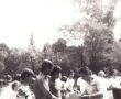 1848.  Sportowcy ze Szkoly Podstawowej nr 3 w Gostyniu na Leszczynskiej Olimpiadzie Mlodziezy (24 maja 1979 r.) - wreczanie medali i dyplomow