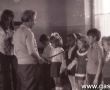 1897. Pasowanie na uczniow w Szkole Podstawowej nr 1 w Gostyniu (1975 r.)