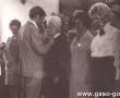 1944. Dzien Nauczyciela w Szkole Podstawowej nr 1 w Gostyniu (14 pazdziernika 1975 r.)-wreczenie odznaczen