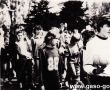 1961.Uczniowie Szkoly Podstawowej nr 1 w Gostyniu w pochodzie pierwszomajowym (1988 r.)