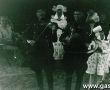 3203.Zespol folklorystyczny WIWAT dzialajacy przy Miejsko-Gminnym Osrodku Kultury HUTNIK na Dozynkach w Krzemieniewie (wrzesien 1983 r.)