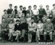 538. Absolwenci SP w Kunoiwe wraz z gronem pedagogicznym (1980r.)