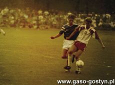 1030.Mecz reprezentacji U-18 Polska-Francja na stadionie OSiR w Gostyniu (13 sierpnia 1991 r.), Polacy poniesli porazke 0-1 (bramke w 33 minucie strzelil Vincent Petit).JPG