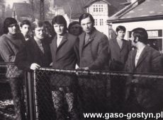 1048.Pilkarze MZKS Kania Gostyn na obozie zimowym w Karpaczu (1968 r.)