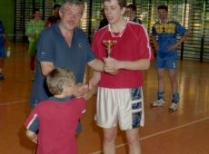 1058.Dni Gostynia w 1999 roku - towarzyski turniej pilki siatkowej w hali sportowej SP 2