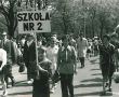 107. Rok 1973-udzial Szkoly Nr 2 w Gostyniu w pochodzie pierwszomajowym