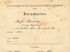 1104.Swiadectwo Szkoly Przygotowawczej Wyzszej Szkoly Miejskiej w Gostyniu (1920 r.)