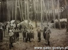 1130. Oboz letni gostynskiej 3 Druzyny Harcerskiej w Glogowku (1930 r.)