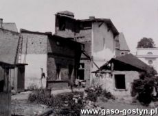 1154.Dom przy Strasse der S.A. (obecnie ulica Jana Pawla II) w Gostyniu (maj 1942 r.), widok od podworza