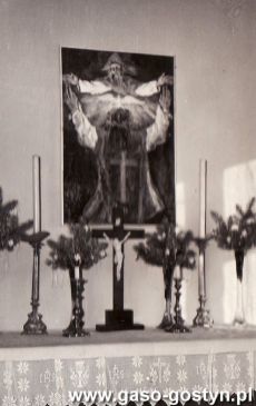 1171. Oltarz przy ktorym kilkanascie lat odprawial msze swiete w swoim domu niewidomy ksiadz Franciszek Olejniczak