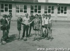 1177.  Dzien Dziecka i Swieto Sportu w Szkole Podstawowej nr 2 w Gostyniu (1971 r.)