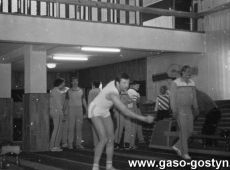 1186.Kregielnia KS Start w Gostyniu - towarzyski turniej w kreglarstwie pomiedzy klubami siatkarskimi MZKS Kania Gostyn i BSG Motor Steinach (NRD) - 1987 r..JPG