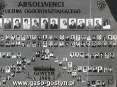 1201.Absolwenci Liceum Ogolnoksztalcacego w Gostyniu (1969 r.)