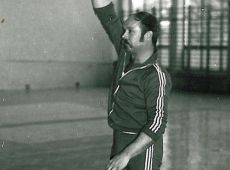 1259.Turniej Brygad Wielkopolskiej Huty Szkla w Gostyniu (eliminacje pomiedzy brygadami I i II, hala sportowa SP 2 w Gostyniu, 18 maja 1980 r.)