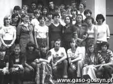 1271.Klasa IV D Liceum Ogolnoksztalcacego w Gostyniu (1981 r.)