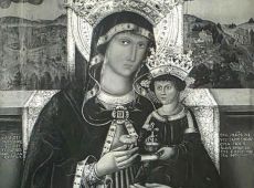 1326.Obraz Matki Bozej Swietogorskiej w kosciele filipinow na Swietej Gorze, skan ze szklanego negatywu zdjecia wykonanego przez ks. Wl. Sluzalka-superiora kongregacji w Gostyniu (lata 30. XX wieku)