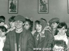 1338.Swieto Wiosny w Szkole Podstawowej nr 3 w Gostyniu (21 marca 1986 r.)