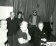 1354.Przed premiera MORALNOSCI PANI DULSKIEJ w wykonankiu Teatru Amatorskiego przy Klubie Seniora ZLOTA JESIEN w Piaskach (1983 r.)