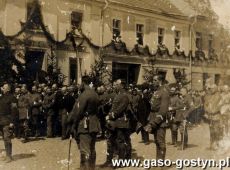 1367.Rynek w Gostyniu zaprzysiezenie Strazy Ludowej, ktorej komendantem byl Franciszek Polaszek, a  szefem sztabu komendy Hipolit Niestrawski (11 maja 1919 r.)