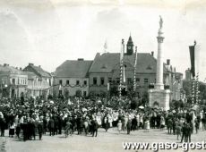 1417.Uroczystosc odsloniecia pomnika Serca Jezusowego na Rynku w Gostyniu (21 lipca 1929 r.)