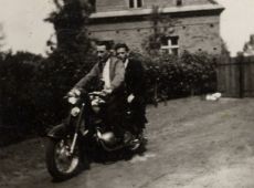 147.Jawa 250.