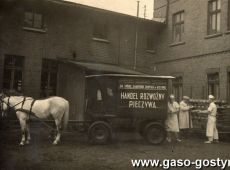 1478.Gminna Spoldzielnia Samopomoc Chlopska w Gostyniu - handel rozwozny pieczywa (ok. 1946 r.)