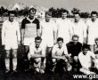 151.Pilkarze Kani Gostyn przed wygranym meczem 4-2 z Victoria II Jarocin (Gostyn, 1961r.)