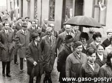 1532.Pracownicy Pogotowia Ratunkowego w Gostyniu w pochodzie - 1 maja 1969r.