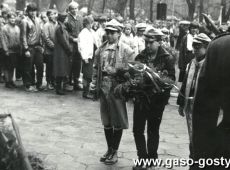 1558.Uroczystosc odsloniecia tablicy pamiatkowej na frontonie Szpitala w Marysinie upamietniajacej radziecki szpital polowy w 1945 roku (Piaski-Marysin, 4 listopada 1986 r.)