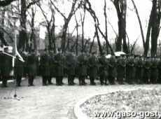 1559.Uroczystosc odsloniecia tablicy pamiatkowej na frontonie Szpitala w Marysinie upamietniajacej radziecki szpital polowy w 1945 roku (Piaski-Marysin, 4 listopada 1986 r.)