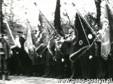 1561.Uroczystosc odsloniecia tablicy pamiatkowej na frontonie Szpitala w Marysinie upamietniajacej radziecki szpital polowy w 1945 roku (Piaski-Marysin, 4 listopada 1986 r.)