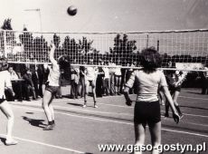1604. Dzien sportu w Szkole Podstawowej nr 3 w Gostyniu (25 maja 1977 r.)