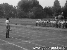 1877. Trojboj lekkoatletyczny w Lesznie, wziela w nim udzial reprezentacja Szkoly Podstawowej nr 3 w Gostyniu (1983 r.)