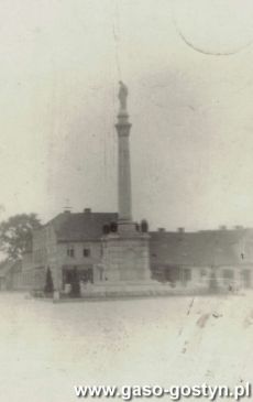 1910.Rynek w Gostyniu - pomnik Serca Jezusowego (lata 30. XX wieku)