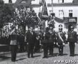 1931.Wreczenie sztandaru gostynskiej ORMO (Ochotniczej Rezerwie Milicji Obywatelskiej)-Rynek w Gostyniu, 1 maja 1966r.