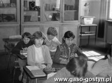 1954. Uczniowie Szkoly Podstawowej nr 1 w Gostyniu (1983 r.)