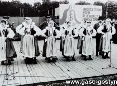 1992.  Gminne dozynki na stadionie w Pepowie (15 wrzesnia 1985 r.)