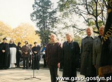 2030.Obchody 55 rocznicy rozstrzelania 30 obywateli Ziemi Gostynskiej (cmentarz w Gostyniu, 21.10.1994 r.)