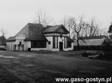 2032. Dworek - muzeum im. Edmunda Bojanowskiego w Grabonogu (styczen 1984 r.)