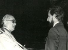 2076. Pozegnanie Franciszka Skowronka, ktory po 32 latach pracy na stanowisku dyrektora Zespolu Szkol Zawodowych w Gostyniu odchodzi na emeryture (31 sierpnia 1982 r.)