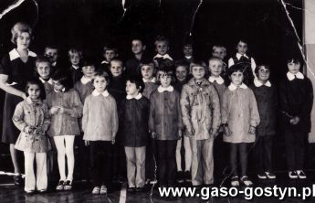 208.SP 1 w Gostyniu Klasa I b 1976r. ( SP 1 w Gostyniu )