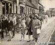 2104.Pochod 1 majowy, Rynek w Gostyniu (poczatek lat 60-tych XX wieku)