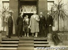 2186.Prezydent Ignacy Moscicki z wizyta w Pudliszkach (23 maja 1929 r.), od prawej Wincenty Dabinski (starosta gostynski), Stanislaw Fenrych, prezydent Ignacy Moscicki.JPG