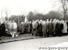 2211.Restytucja Towarzystwa Powstancow Wielkopolskich w Gostyniu - cmentarz w Gostyniu (styczen 1957 r.)