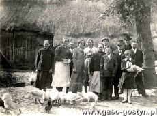 2224.W gospodarstwie rolnym Stefaniakow w Grabonogu (lata 30. XX wieku)