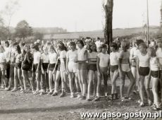 2226. Stadion w Gostyniu - biegi przelajowe uczniow szkol podstawowych z gminy Gostyn