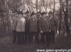 2271.Czlonkowie Kurkowego Bractwa Strzeleckiego z Gostynia na Zjezdzie Okregowym w Krzywiniu (1931 r.)